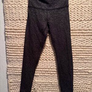 Lulu size 4 spackle leggings